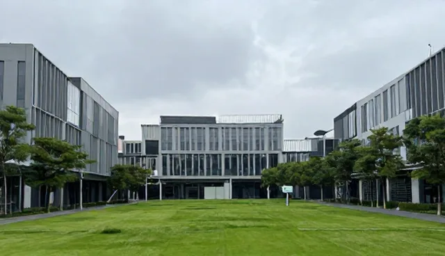线上店铺运营中商品定制服务的适用条件与选择依据